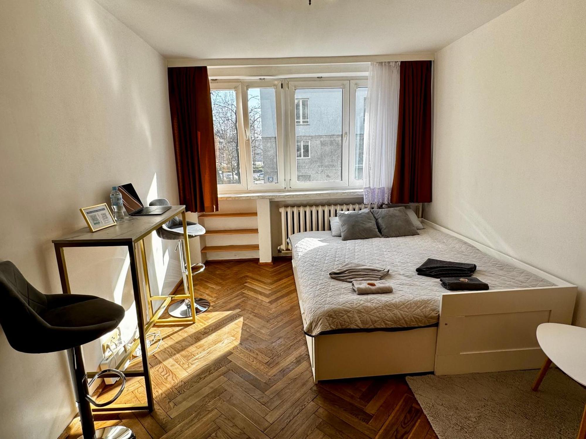 :: Apartment City Center :: Варшава Экстерьер фото